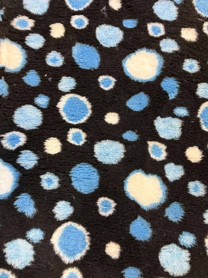 black with blue bubbles Vet Bedding 1mt x 1.5 Mtr