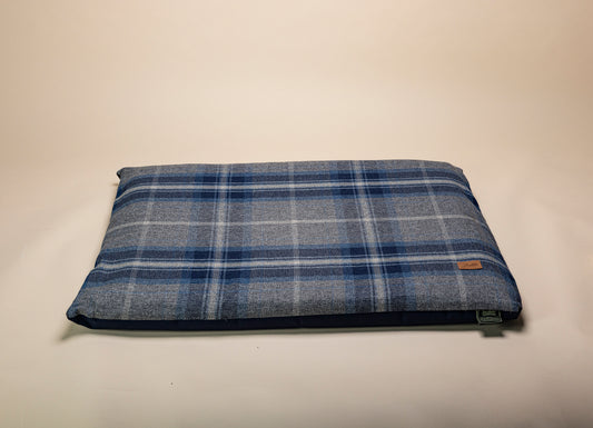 Large  Tartan pad's