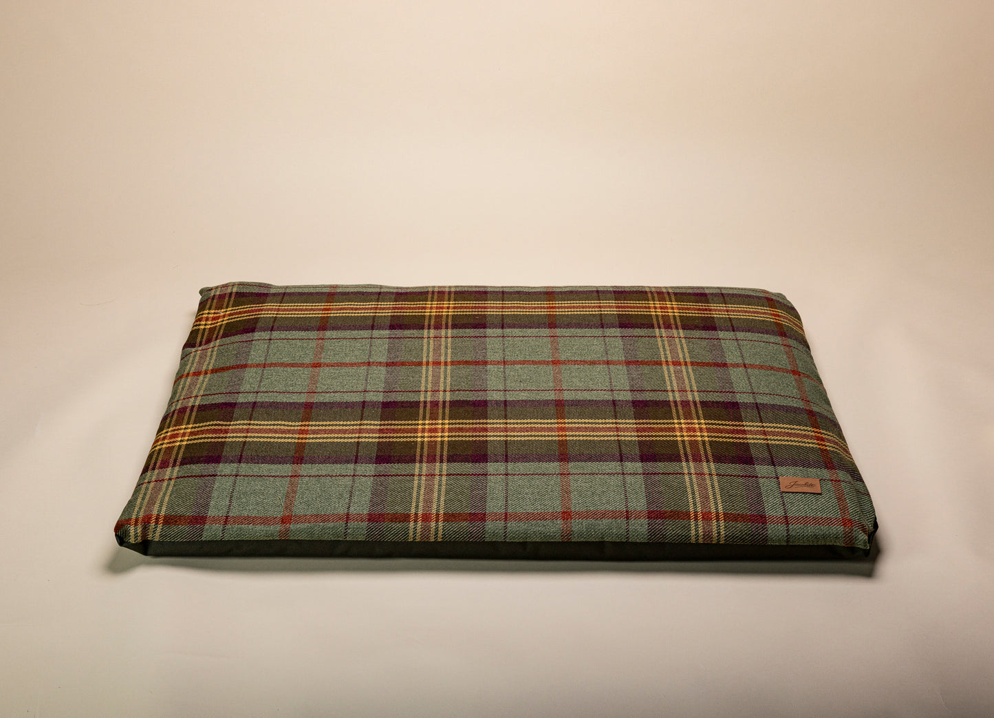 Large  Tartan pad's
