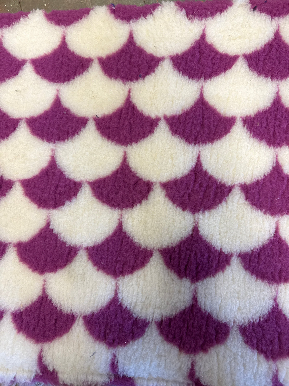 Pink & white shell Vet Bedding 1mt x 1.5 Mtr