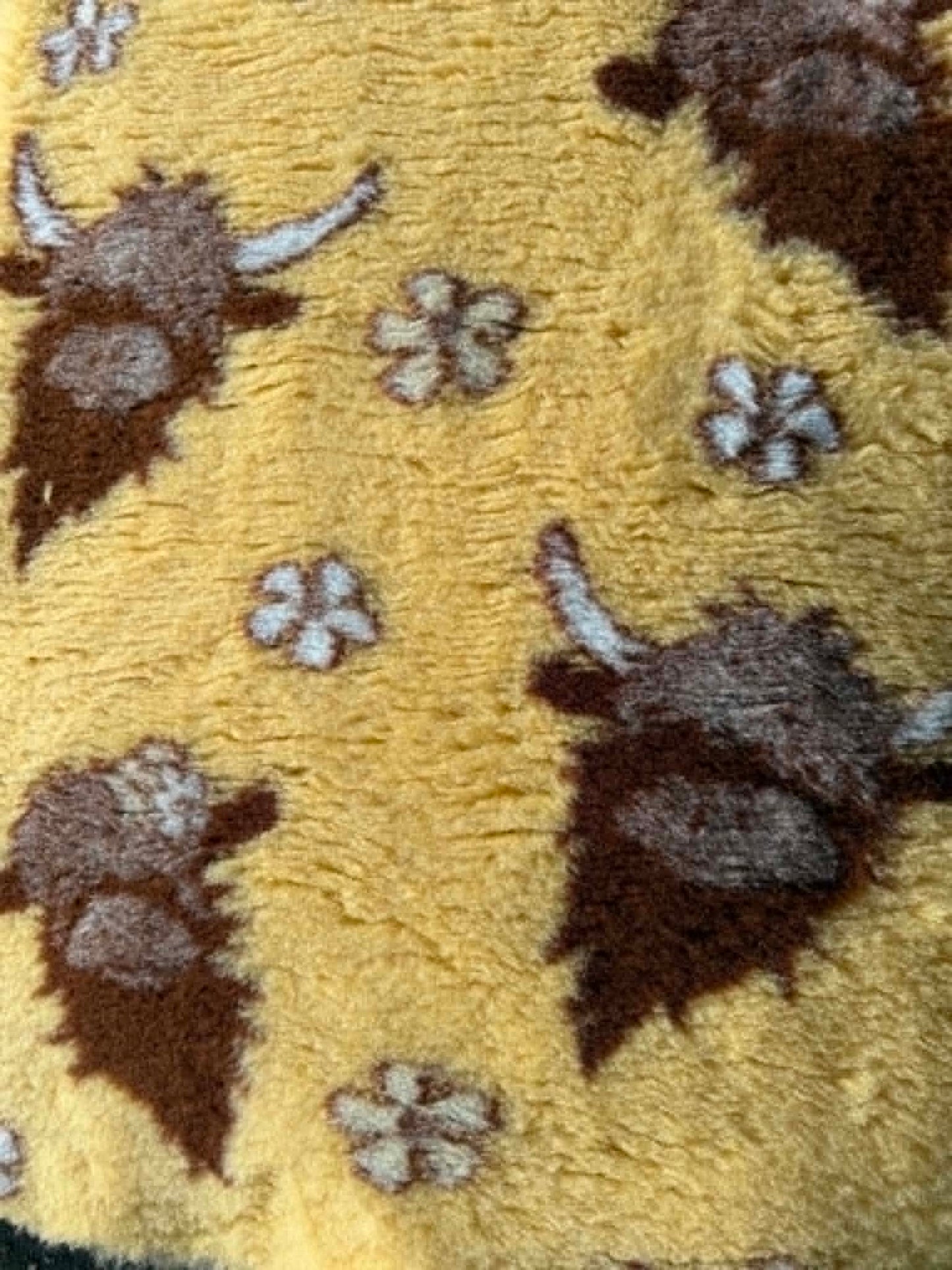 highland cow Vet Bedding 1mt x 1.5 Mtr