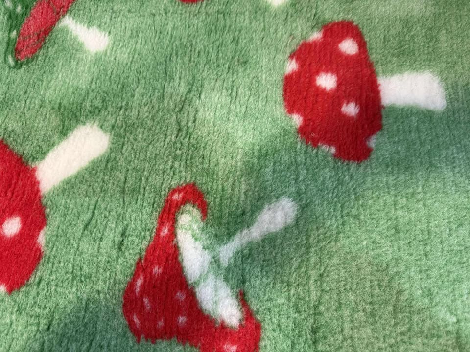 mushroom on green Vet Bedding 1mt x 1.5 Mtr